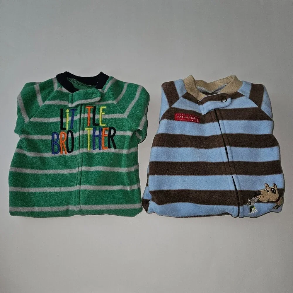 2 Carter's Baby Boy Fleece Footie Pajamas Lot NB Newborn Little Brother Dogs